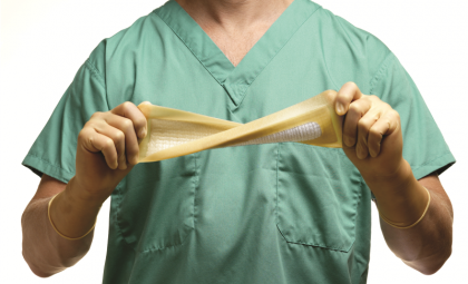 Surgical (İnsizyon hattı &ouml;rt&uuml;s&uuml;)